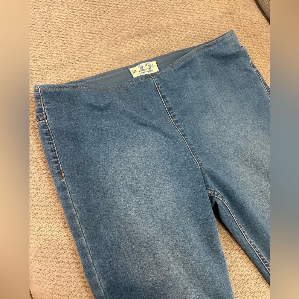 Free People Penny pull-on flare jeans - Picture 3 of 11